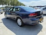 Volkswagen Passat 1.8 TSI Business Edition R Automaat | Climate control | Achteruitrij camera | Navigatie | Elektrisch Pakket | Afneembare Trekhaak | Ergo-Comfort stoel | Parkpilot | LM-Velgen | LED Verlichting