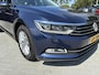 Volkswagen Passat 1.8 TSI Business Edition R Automaat | Climate control | Achteruitrij camera | Navigatie | Elektrisch Pakket | Afneembare Trekhaak | Ergo-Comfort stoel | Parkpilot | LM-Velgen | LED Verlichting