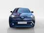 Toyota C-HR / C-HR+ 1.8 Hybrid Bi-Tone | Side Bars| Leer| Lichtmetalen velgen| Stoel verwarming| 4 seizoenbanden| Afneembare trekhaak| JBL speakers| BI-Tone uitvoering| Navigatie| Metalliclak