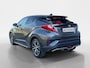 Toyota C-HR / C-HR+ 1.8 Hybrid Bi-Tone | Side Bars| Leer| Lichtmetalen velgen| Stoel verwarming| 4 seizoenbanden| Afneembare trekhaak| JBL speakers| BI-Tone uitvoering| Navigatie| Metalliclak