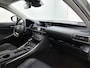 Lexus IS 300h Hybrid | Navigatie | PDC | Halfleder | Dealer onderhouden |