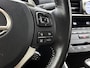 Lexus IS 300h Hybrid | Navigatie | PDC | Halfleder | Dealer onderhouden |