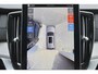 Volvo XC90 T8 Recharge AWD Ultra Black Edition - Panorama/schuifdak - IntelliSafe Assist & Surround - 360º Camera - Bowers & Wilkins audio - Adaptieve LED koplampen - Verwarmde voorstoelen, stuur & achterbank - Parkeersensoren voor & achter - Elektr. bedienb. voorstoelen met geheugen - Geventileerde voorstoelen - Head up display - Draadloze tel. lader - Extra getint glas - Inklapbare trekhaak - 22' LMV