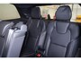 Volvo XC90 T8 Recharge AWD Ultra Black Edition - Panorama/schuifdak - IntelliSafe Assist & Surround - 360º Camera - Bowers & Wilkins audio - Adaptieve LED koplampen - Verwarmde voorstoelen, stuur & achterbank - Parkeersensoren voor & achter - Elektr. bedienb. voorstoelen met geheugen - Geventileerde voorstoelen - Head up display - Draadloze tel. lader - Extra getint glas - Inklapbare trekhaak - 22' LMV