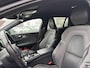 Volvo V60 2.0 T6 Recharge AWD R-Design Trekhaak, Leder, Stoel/Stuurverwarming, ACC