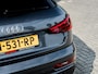 Audi Q3 1.4 TFSI CoD Sport S Line Edition | 3x S-Line | Trekhaak (wegklapbaar) | LED Koplampen | Stoelverwarming | Elektrische Kofferklep | Climate Control | Cruise Control | Parkeersensoren | Daytona Metallic Lak | 18'' Lichtmetalen Velgen |