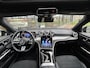 Mercedes-Benz C-klasse 300e AMG Estate // Trekhaak // Panoramadak // Distronic // 360 Camera // Memory // Sfeerverlichting