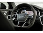 Audi RS6 Avant TFSI quattro 600PK | Panoramadak | Keramisch | RS-dynamiekpakket plus | Bang&Olufsen | Head Up | 22 Inch | RS sportuitlaat |