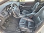 Volvo V40 2.0 D2 Momentum LEDER|NAVI|CAMERA|DEALER OH