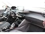 Peugeot 2008 1.2 PureTech 130pk EAT8 Allure Pack | Automaat | Navigatie | Camera | Trekhaak | Apple carplay | Mistlampen | NL auto |