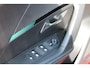 Peugeot 2008 1.2 PureTech 130pk EAT8 Allure Pack | Automaat | Navigatie | Camera | Trekhaak | Apple carplay | Mistlampen | NL auto |