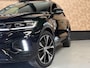 Volkswagen T-Roc 1.5 TSI R-Line Edition Facelift | Led | Camera | Stoelverwarming | Pano