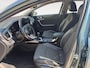 Kia Ceed Sportswagon 1.0 T-GDi DynamicPlusLine | Apple Carplay / Android Auto | Navigatiesysteem | Stoel + Stuurverwarming | Licht + Regensensor | Parkeersensoren Voor + Achter | Camera Achter | Elektrisch Bedienbare Achterklep | Cruise Control | Rijstrooksensor + Correctie