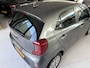 Kia Picanto 1.0 DPi DynamicLine Achteruitrijcamera - Apple carplay - Airco - Cruise control - Licht metalen velgen 14 inch - Bluetooth - Radio - Start/stop systeem - Stuur multifunctioneel - Navigatie