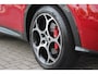 Alfa Romeo Tonale 1.5T 160PK Hybrid Veloce TECHNOLOGY PACK: PARKEERWAARSCHUWING VOOR EN ACHTER/360° CAMERA / AUTONOMOUS DRIVING LEVEL 2: ADAPTIVE CRUISE CONTROL/LANE CENTERING ASSIST/TRAFFIC JAM ASSIST DODEHOEK DETECTIE AUTOMATISCH DIMMENDE BUITENSPIEGELS ELEKTRISCH BEDIENBARE ACHTERKLEP | 19" LICHTMETALEN VELGEN | DRAADLOZE TELEFOONLADER | NAVIGATIE | DRAADLOZE APPLE CARPLAY/ANDROID AUTO | FULL LED MATRIX KOPLAMPEN |