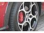 Alfa Romeo Tonale 1.5T 160PK Hybrid Veloce TECHNOLOGY PACK: PARKEERWAARSCHUWING VOOR EN ACHTER/360° CAMERA / AUTONOMOUS DRIVING LEVEL 2: ADAPTIVE CRUISE CONTROL/LANE CENTERING ASSIST/TRAFFIC JAM ASSIST DODEHOEK DETECTIE AUTOMATISCH DIMMENDE BUITENSPIEGELS ELEKTRISCH BEDIENBARE ACHTERKLEP | 19" LICHTMETALEN VELGEN | DRAADLOZE TELEFOONLADER | NAVIGATIE | DRAADLOZE APPLE CARPLAY/ANDROID AUTO | FULL LED MATRIX KOPLAMPEN |