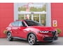 Alfa Romeo Tonale 1.5T 160PK Hybrid Veloce TECHNOLOGY PACK: PARKEERWAARSCHUWING VOOR EN ACHTER/360° CAMERA / AUTONOMOUS DRIVING LEVEL 2: ADAPTIVE CRUISE CONTROL/LANE CENTERING ASSIST/TRAFFIC JAM ASSIST DODEHOEK DETECTIE AUTOMATISCH DIMMENDE BUITENSPIEGELS ELEKTRISCH BEDIENBARE ACHTERKLEP | 19" LICHTMETALEN VELGEN | DRAADLOZE TELEFOONLADER | NAVIGATIE | DRAADLOZE APPLE CARPLAY/ANDROID AUTO | FULL LED MATRIX KOPLAMPEN |