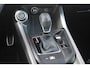 Alfa Romeo Tonale 1.5T 160PK Hybrid Veloce TECHNOLOGY PACK: PARKEERWAARSCHUWING VOOR EN ACHTER/360° CAMERA / AUTONOMOUS DRIVING LEVEL 2: ADAPTIVE CRUISE CONTROL/LANE CENTERING ASSIST/TRAFFIC JAM ASSIST DODEHOEK DETECTIE AUTOMATISCH DIMMENDE BUITENSPIEGELS ELEKTRISCH BEDIENBARE ACHTERKLEP | 19" LICHTMETALEN VELGEN | DRAADLOZE TELEFOONLADER | NAVIGATIE | DRAADLOZE APPLE CARPLAY/ANDROID AUTO | FULL LED MATRIX KOPLAMPEN |