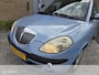Lancia Ypsilon 1.4-16V Oro