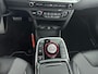 Kia Niro EV e-Niro DYNAMICPLUSLINE 64 kWh | WLTP 481 KM! GROTE BATTERIJ | 3 FASE | CAMERA | APPLE CARPLAY & ANDROID AUTO | 1e EIGENAAR | ORIGINELE NEDERLANDSE AUTO | NAVI | CLIMA | CRUISE | OPEN DAK | STUUR- & STOELVERWARMING | HALF LEDER | 17'' LM VELGEN | FABRIEKSGARANTIE GELDIG T/M 6-2030! | PRIVACY GLASS |