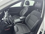 Kia Niro EV e-Niro DYNAMICPLUSLINE 64 kWh | WLTP 481 KM! GROTE BATTERIJ | 3 FASE | CAMERA | APPLE CARPLAY & ANDROID AUTO | 1e EIGENAAR | ORIGINELE NEDERLANDSE AUTO | NAVI | CLIMA | CRUISE | OPEN DAK | STUUR- & STOELVERWARMING | HALF LEDER | 17'' LM VELGEN | FABRIEKSGARANTIE GELDIG T/M 6-2030! | PRIVACY GLASS |