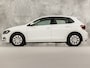 Volkswagen Polo 1.0 Sportline (APPLE CARPLAY, CRUISE, SPORTSTOELEN, BLUETOOTH, NIEUWE APK, ARMSTEUN, NIEUWSTAAT)