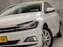 Volkswagen Polo 1.0 Sportline (APPLE CARPLAY, CRUISE, SPORTSTOELEN, BLUETOOTH, NIEUWE APK, ARMSTEUN, NIEUWSTAAT)