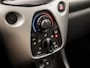 Toyota Aygo 1.0 VVT-i x-play Sport (NAVIGATIE, CAMERA, BLUETOOTH, CRUISE, SPORTSTOELEN, ELEK RAMEN, NIEUWSTAAT)