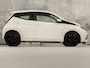 Toyota Aygo 1.0 VVT-i x-play Sport (NAVIGATIE, CAMERA, BLUETOOTH, CRUISE, SPORTSTOELEN, ELEK RAMEN, NIEUWSTAAT)