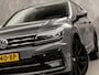 Volkswagen Tiguan Allspace 2.0 TSI 4Motion R-Line 7 Persoons 190Pk Automaat (2X R-LINE, PANORAMADAK, VIRTUAL COCKPIT, 360 CAMERA, DRIVE MODE, KEYLESS, ADAPTIVE CRUISE, HEAD-UP DISPLAY, ELEK ACHTERKLEP, APPLE CARPLAY, NIEUWSTAAT)