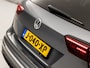 Volkswagen Tiguan Allspace 2.0 TSI 4Motion R-Line 7 Persoons 190Pk Automaat (2X R-LINE, PANORAMADAK, VIRTUAL COCKPIT, 360 CAMERA, DRIVE MODE, KEYLESS, ADAPTIVE CRUISE, HEAD-UP DISPLAY, ELEK ACHTERKLEP, APPLE CARPLAY, NIEUWSTAAT)