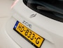 Renault Zoe Q210 Zen Quickcharge 22 kWh (ex Accu) Automaat (NAVIGATIE, CAMERA, CLIMATE, SPORTSTOELEN, GETINT GLAS, CRUISE, NIEUWSTAAT)