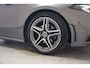 Mercedes-Benz A-klasse 180 Business Solution AMG Aut. [ Sfeerverlichting Stoelverwarming Navi Camera ]