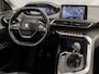 Peugeot 3008 1.2 PureTech Allure (APPLE CARPLAY, GROOT NAVI, 360 CAMERA, GETINT GLAS, SPORTSTOELEN, LANE ASSIST, CRUISE, NIEUWSTAAT)
