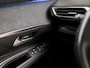 Peugeot 3008 1.2 PureTech Allure (APPLE CARPLAY, GROOT NAVI, 360 CAMERA, GETINT GLAS, SPORTSTOELEN, LANE ASSIST, CRUISE, NIEUWSTAAT)