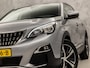 Peugeot 3008 1.6 e-THP Allure 165Pk Automaat (APPLE CARPLAY, 1e EIGENAAR, GROOT NAVI, 360 CAMERA, FOCAL AUDIO, SPORTSTOELEN, GETINT GLAS, KEYLESS, LANE ASSIST, NIEUWSTAAT)
