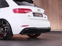 Audi RS3 Sportback 2.5 400pk TFSI quattro |RS-seats|ABT veren|ABT frontlip & difussor|ABT 19" LMV|custom stuur|bluetooth|navigatie|stoelverwarming|parkeersensoren voor en achter|LED-dagrijverlichting|