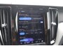 Volvo XC60 T6 Recharge AWD Plus Dark | Longe Range | Stoelverwarming & Koeling | Trekhaak | Leder | Parkeercamera | H/K | Pilot Assist | Keyless