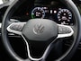 Volkswagen Golf 1.5 eHybrid Style Edition | Adaptive Cruise Control | Memory | Side Assist | Achteruitrijcamera | 3- zones | Sfeerverlichting |