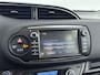 Toyota Yaris 1.5 HYBRID Y20 LIMITED | ALL SEASONS | PDC | CAMERA | NAVI | CLIMA | 15'' LM VELGEN | CRUISE | HYBRID | AUTOMAAT |