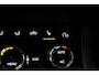 Skoda Karoq 1.5 TSI ACT Sportline Business | STOEL / STUUR- VERWARMING | DAB | APPLE | CAMERA | TREKHAAK | 19"