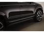 Skoda Karoq 1.5 TSI ACT Sportline Business | STOEL / STUUR- VERWARMING | DAB | APPLE | CAMERA | TREKHAAK | 19"