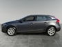 Volvo V40 Cross Country T4 Momentum | Panoramadak | Trekhaak afneembaar | Dealerondehouden | 1e eigenaar