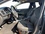 Volvo V40 Cross Country T4 Momentum | Panoramadak | Trekhaak afneembaar | Dealerondehouden | 1e eigenaar