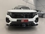 Volkswagen Touareg R 3.0 TSi 4MOTION eHybrid 462PK PANO/PUGLIA/LUCHTVERING/NACHT-ZICHT/TREKHAAK/22"/SOFT-CLOSE/360CAMERA/ACC/DYNAUDIO/HEAD-UP/BLACK-OPTIC/MAXTON-BODYKIT/DRIVER ASS.PLUS/MASSAGE/FULL OPTIONS/VOLLEDIG VW DEALER HISTORIE