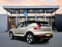 Volvo XC40 Single Motor Extended Range Plus 82 kWh | 19" Allseason | Trekhaak | Adaptieve Cruise | BLIS | Stoel/Stuurverwarming | Warmtepomp | Keyless | Elektr. Achterklep | Parkeercamera