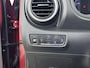 Hyundai Kona Electric EV FASHION 64 kWh | DODEHOEK DETECTIE | PDC | 3 FASEN | WARMTEPOMP | CAMERA | CLIMA | CRUISE ADAPT. | NAVI | PRIVACY GLASS | DAKRAILING | APPLE CAR PLAY & ADROID AUTO |