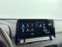 Hyundai Kona Electric EV FASHION 64 kWh | DODEHOEK DETECTIE | PDC | 3 FASEN | WARMTEPOMP | CAMERA | CLIMA | CRUISE ADAPT. | NAVI | PRIVACY GLASS | DAKRAILING | APPLE CAR PLAY & ADROID AUTO |