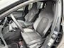 Volkswagen Golf Variant 1.5 eTSI R-Line Business|Trekhaak|Sfeerverlichting|Stoel/Stuurverwarming|Carplay|Camera..