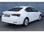 Skoda Octavia 1.0 TSI Ambition | Navigatie | Apple Carplay | Android Auto | Parkeersensoren | Cruise Control | Climate Control | Stoelverwarming | Privacy Glas | LED Koplampen | Lichtmetalen Velgen